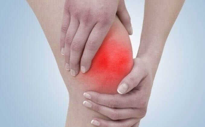 Артроз колінного суглоба: симптоми і лікування народними засобами. Що можна зробити в домашніх умовах?