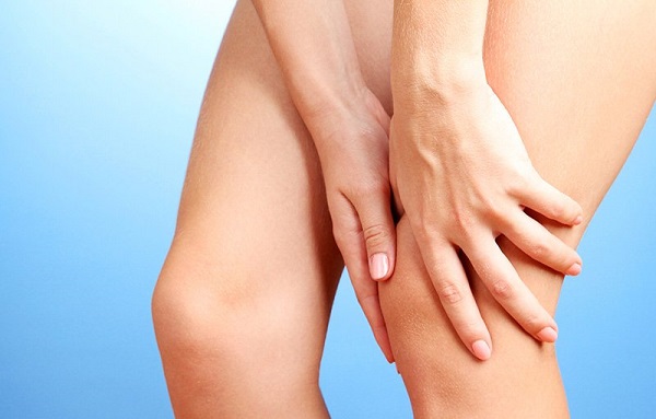 Біль під коліном ззаду - причини і до якого лікаря звернутися?