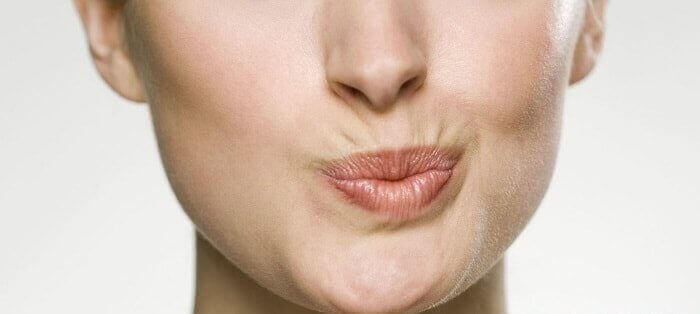 Як прибрати зморшки навколо рота: ефективно позбавляємося від зморшок навколо рота