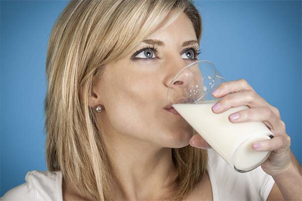 Сонник пити молоко: до чого сниться і що означає сон про питво молока